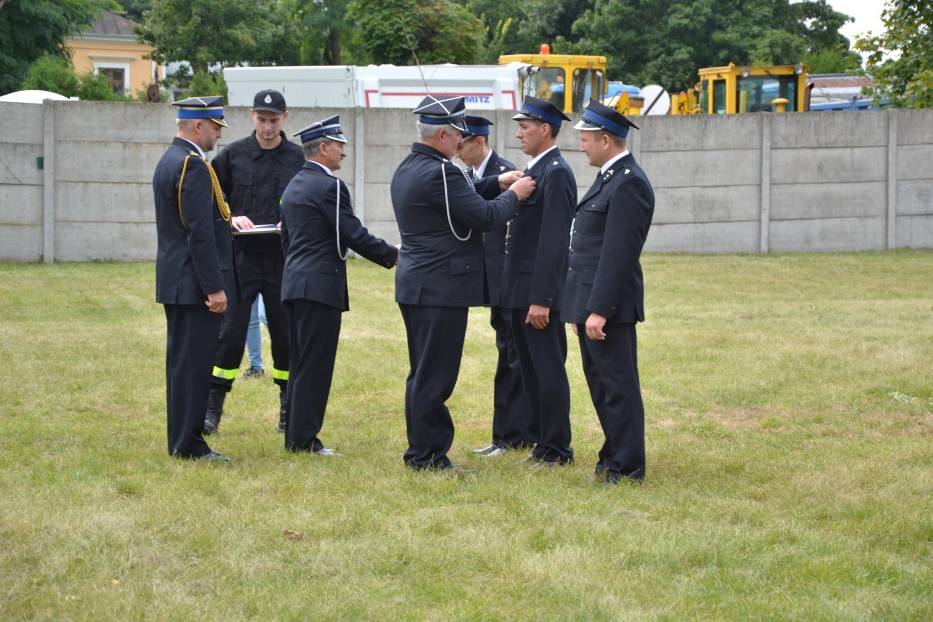 Odznaczenie druhów OSP brązowym medalem