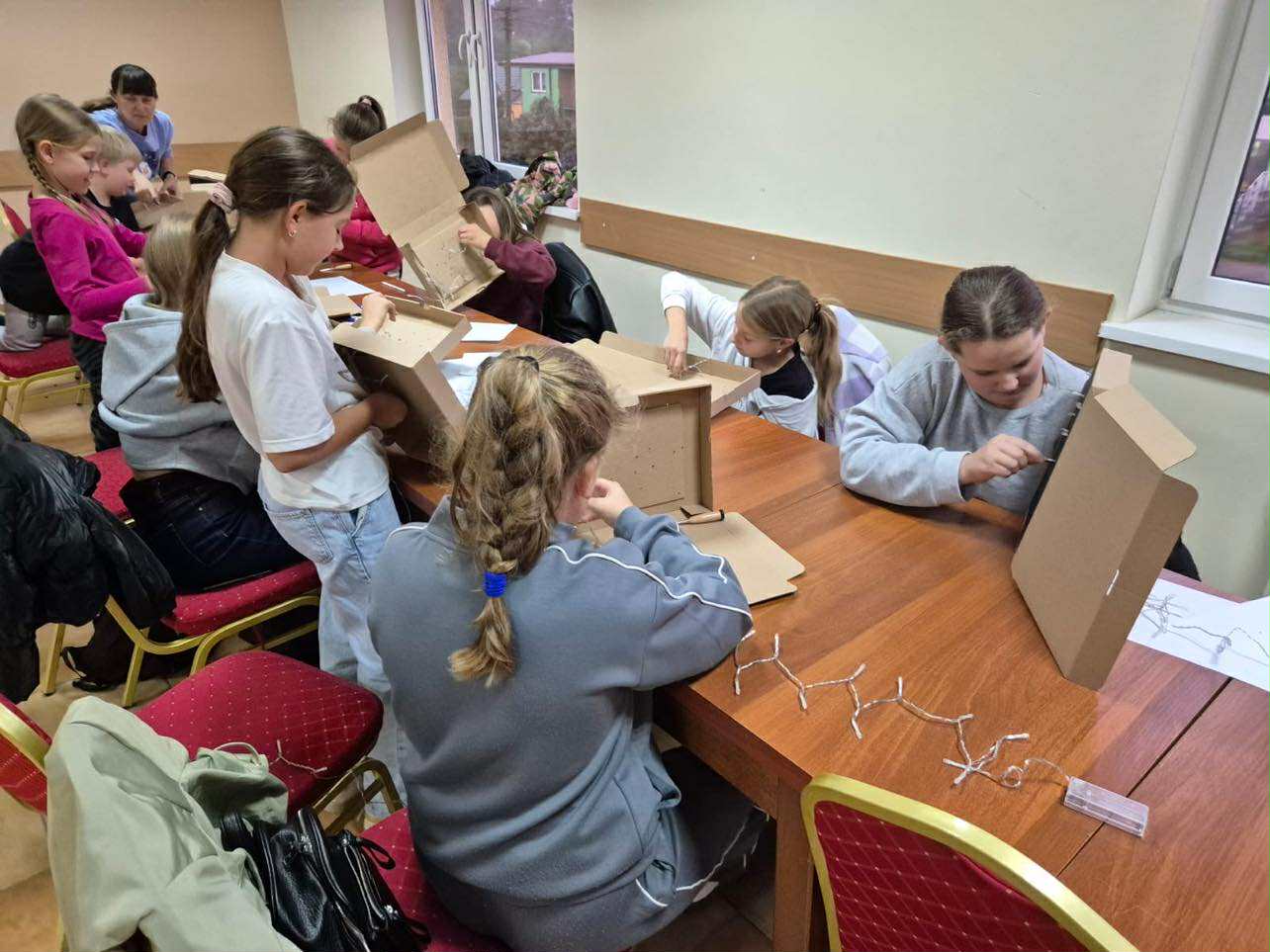 Podsumowanie zajęć październikowych w Klubie Młodzieżowym w Wielgiem 2